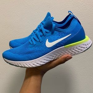 NWOT Nike Epic React Flyknit ‘Blue Glow’
